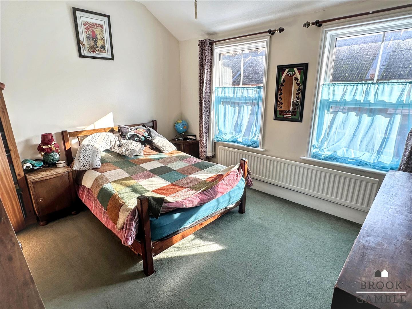 2 Bedroom House - Mid Terrace. Lower Road in Eastbourne, East Sussex 9